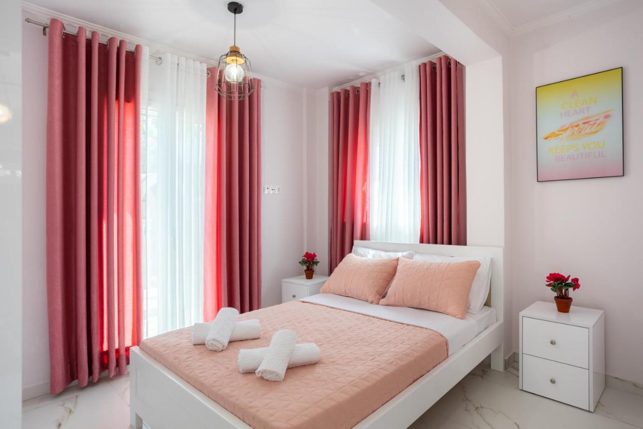 Nina'S Luxury Apartments Viros Exterior photo